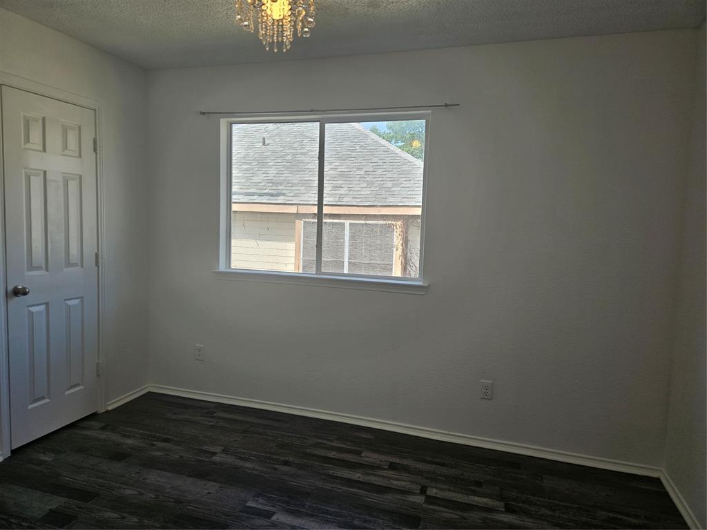 1537 Collin Drive Property Photo 17