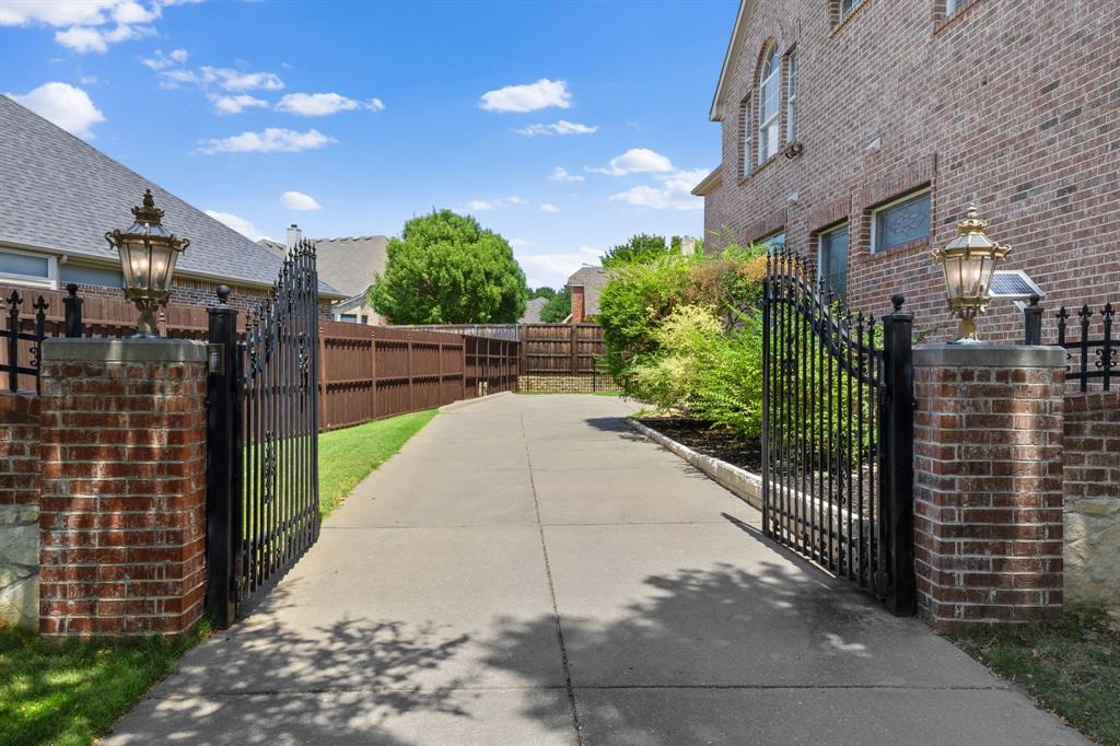 10624 Star Meadow Drive Property Photo 35