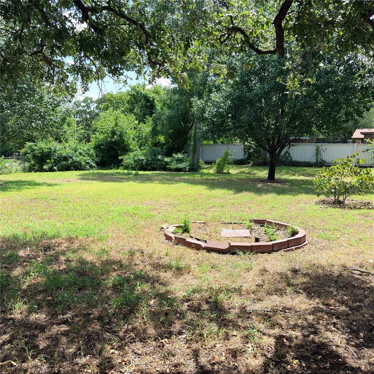 3103 N Oak Avenue Property Photo 6