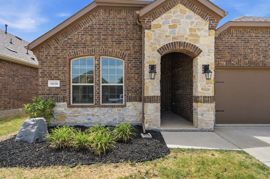 11136 Gold Pan Trail Property Photo 4