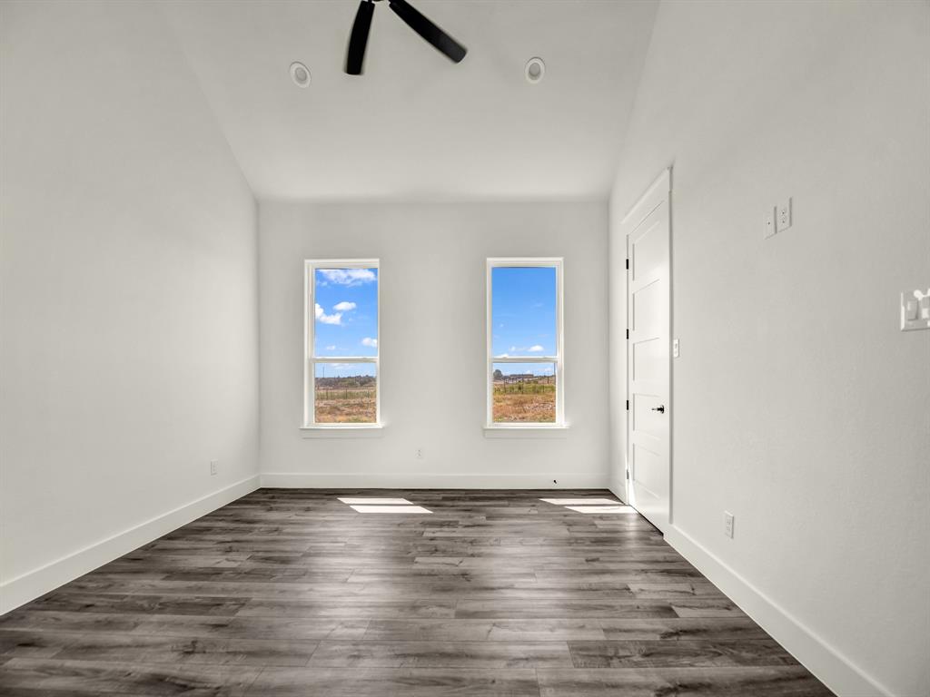 1012 Don Eve Court Property Photo 21