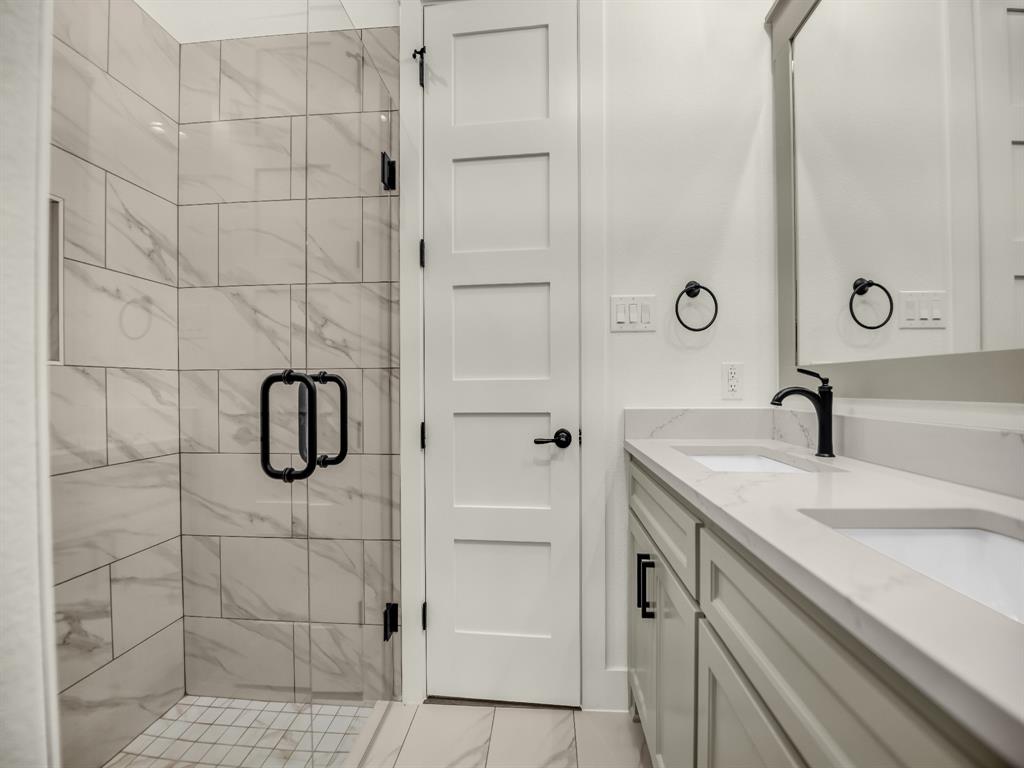1012 Don Eve Court Property Photo 22