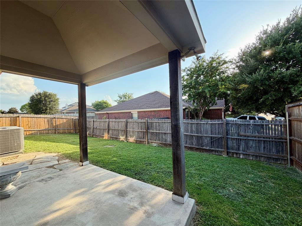 6333 Chalk Hollow Drive Property Photo 37