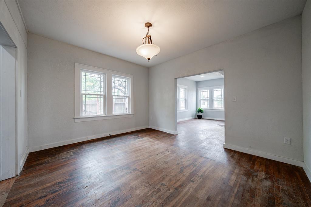 305 W Swenson Avenue Property Photo 9