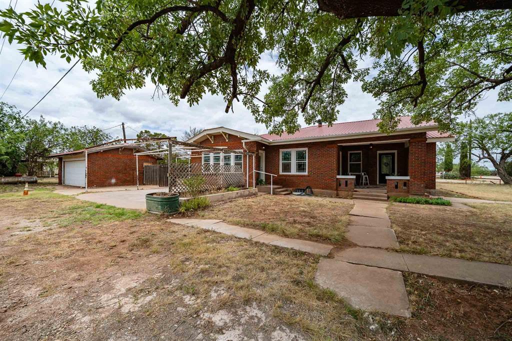 305 W Swenson Avenue Property Photo 31