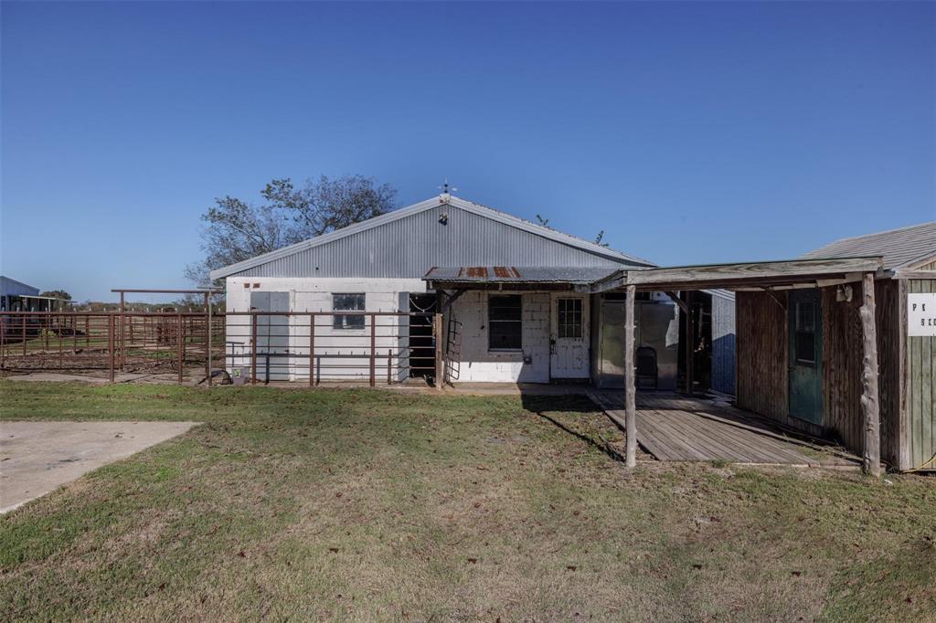 765 Rs County Road 3410 Property Photo 33