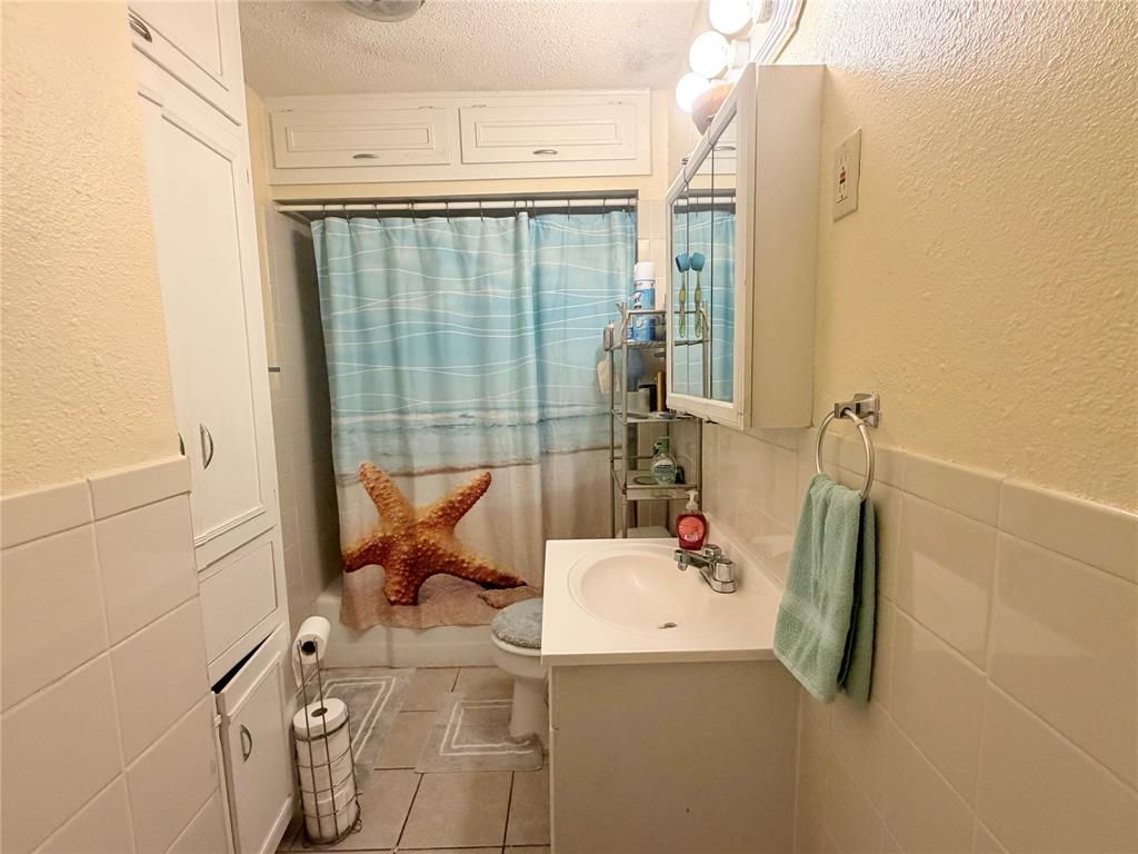 2329 Clover Ridge Drive Property Photo 6