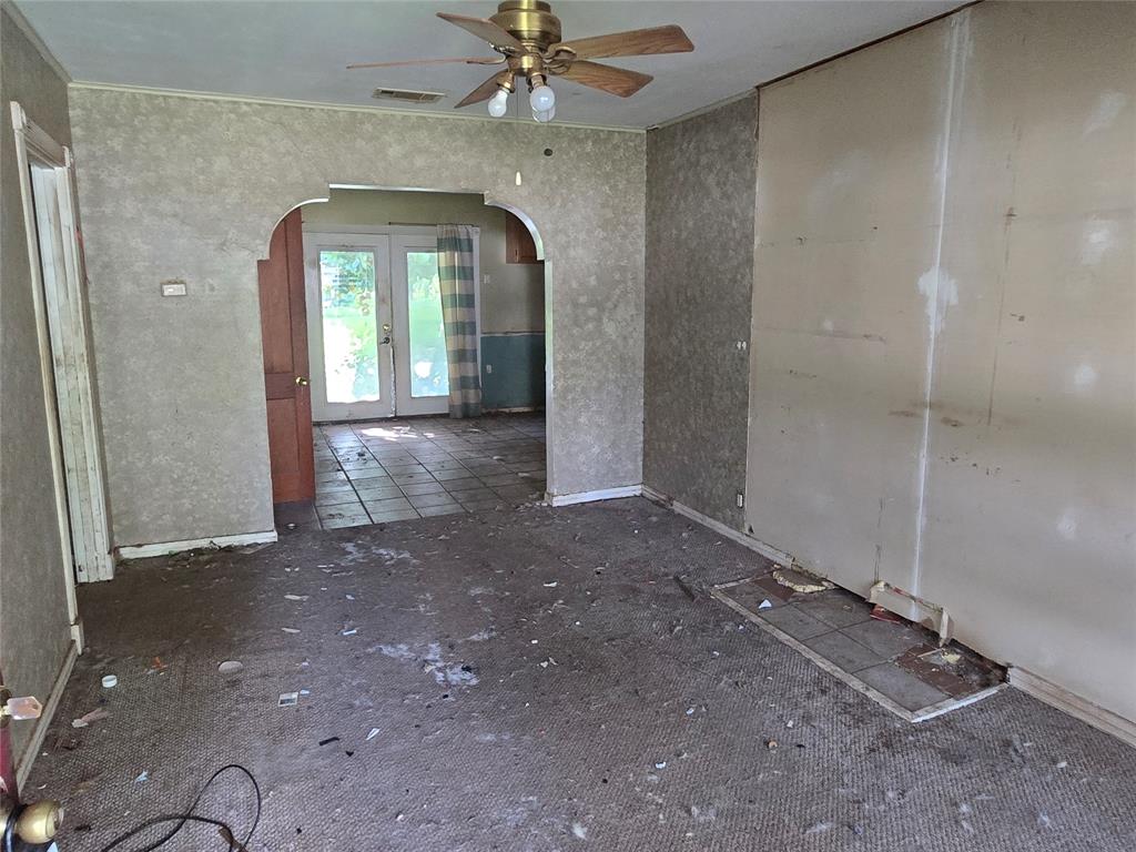 1241 Dudley Lane Property Photo 15