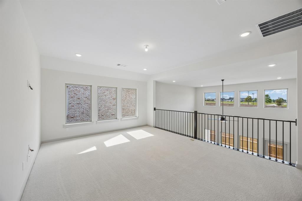 6955 Claystone Drive Property Photo 11