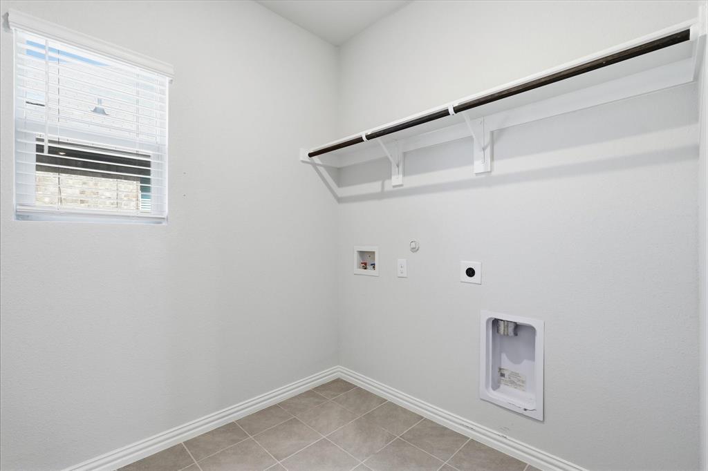 233 Luna Lane Property Photo 34