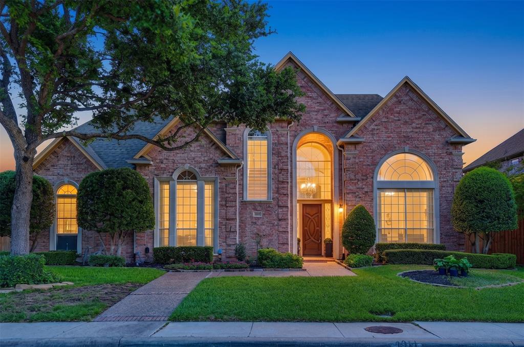 4911 Holly Tree Drive Property Photo 3
