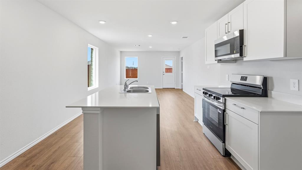 3526 Spring Time Street Property Photo 6