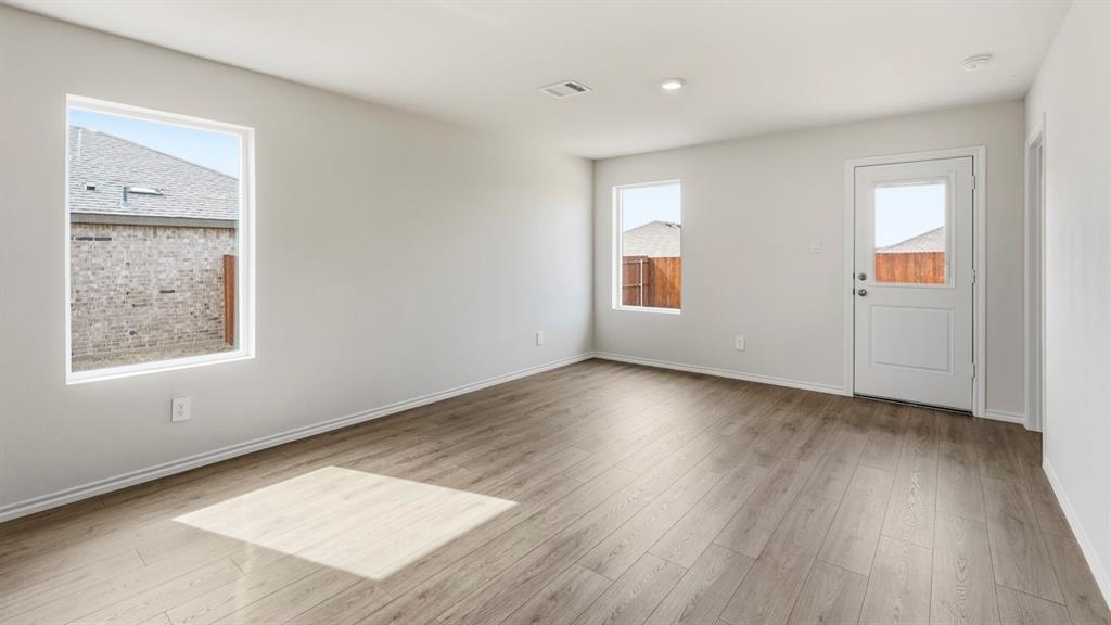 3526 Spring Time Street Property Photo 8