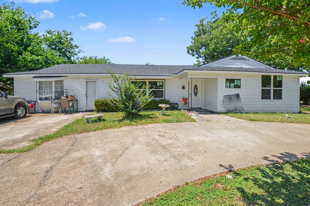 3623 Castle Hills Drive Property Photo 1