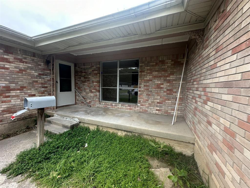 704 Clebud Drive Property Photo 2