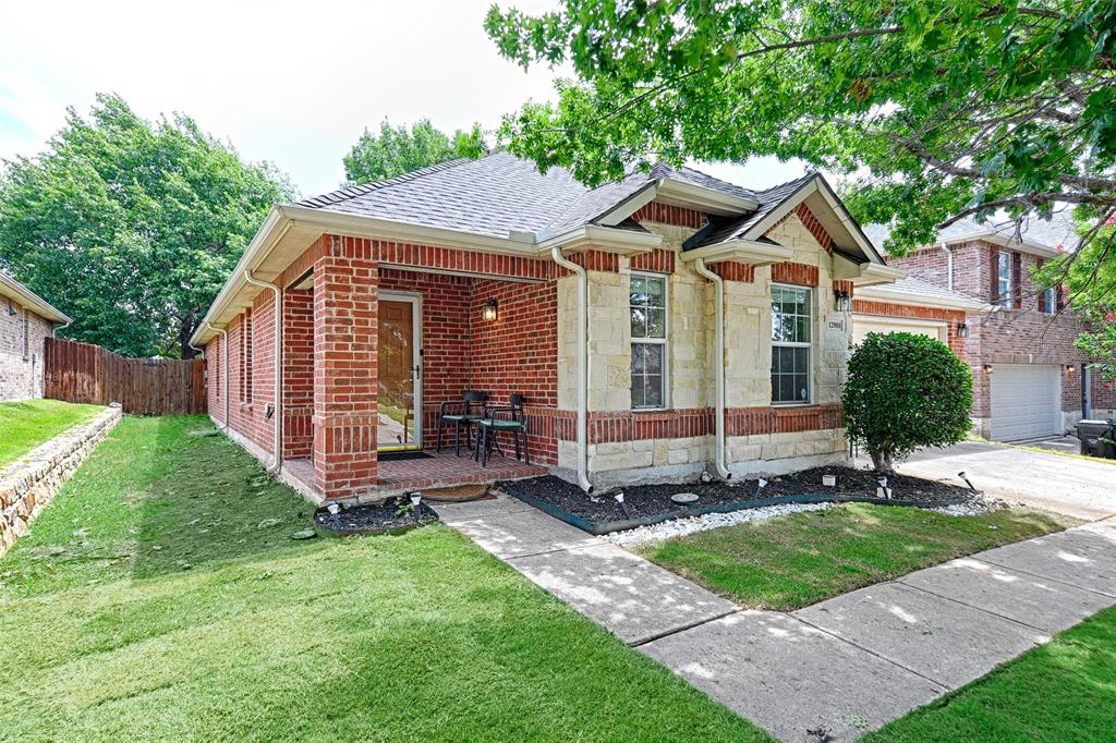 12988 Galaxy Drive Property Photo 3
