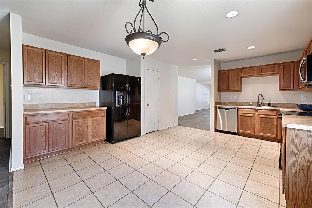 12988 Galaxy Drive Property Photo 12