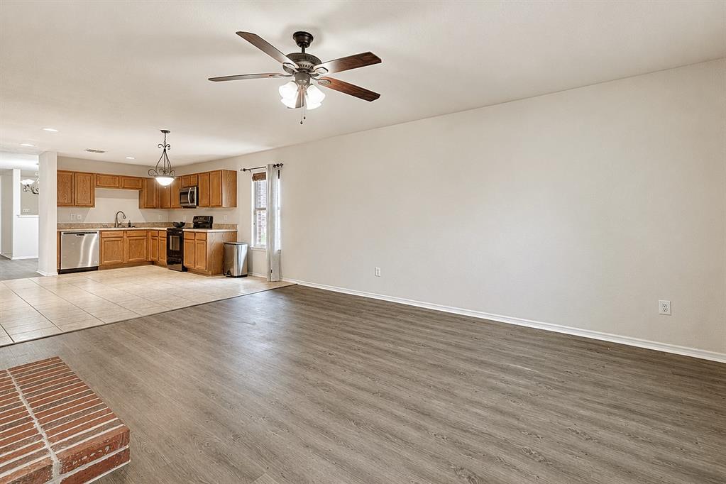 12988 Galaxy Drive Property Photo 16
