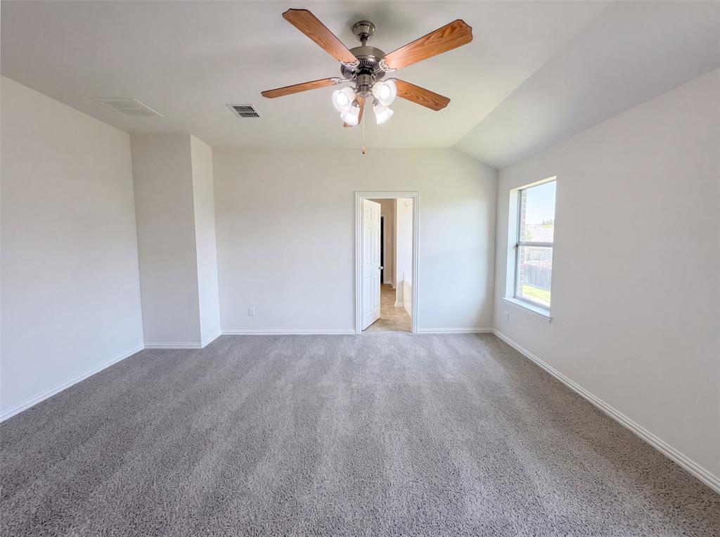 1421 Sparrow Drive Property Photo 12