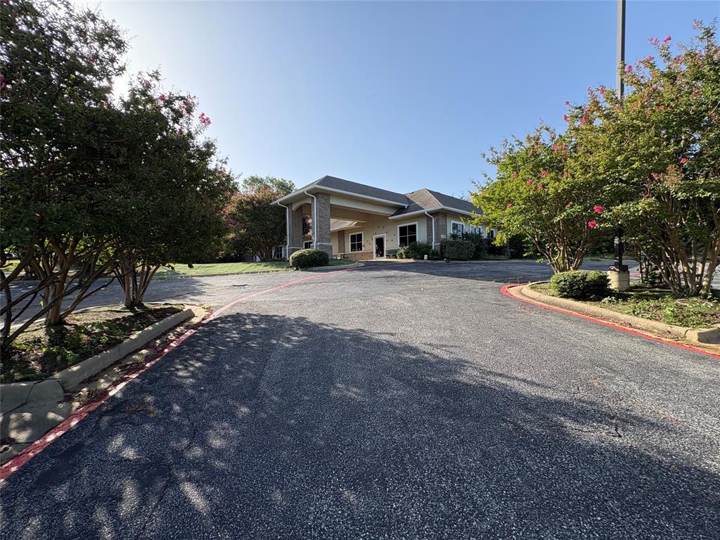 1220 Reba Macentire Lane