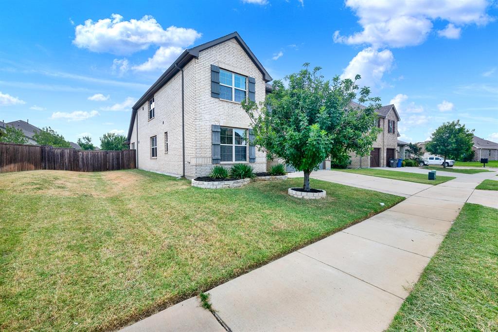 4534 Kipling Avenue Property Photo 3