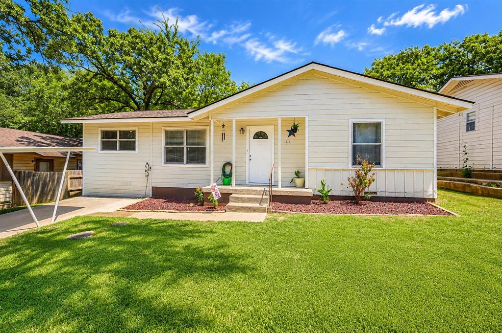 1111 Ridgewood Road Property Photo 1