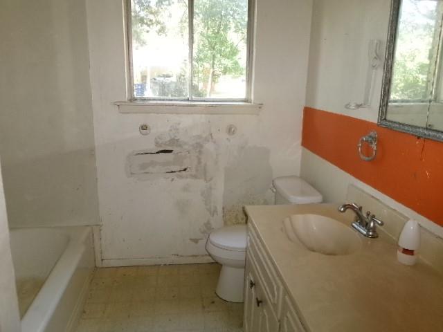 8925 Acacia Lane Property Photo 6