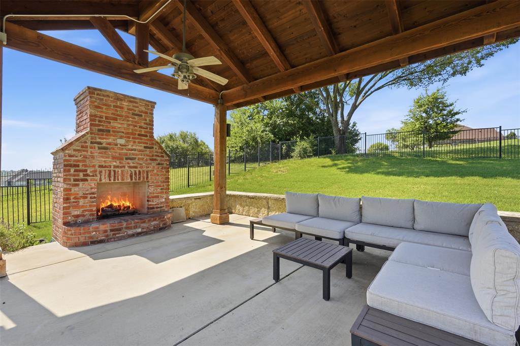 12409 Bella Vino Drive Property Photo 5