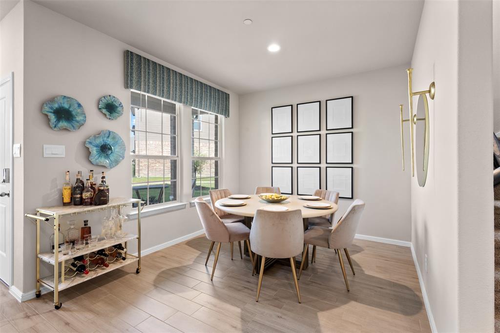 4812 Sparkling Pathway Property Photo 7