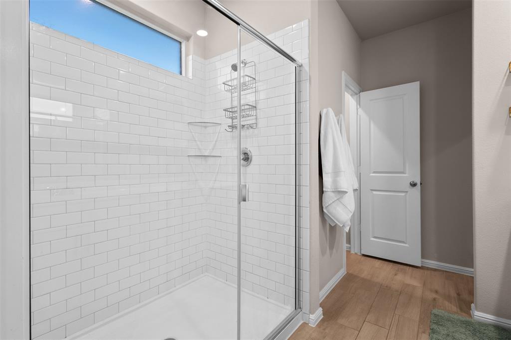 4812 Sparkling Pathway Property Photo 18