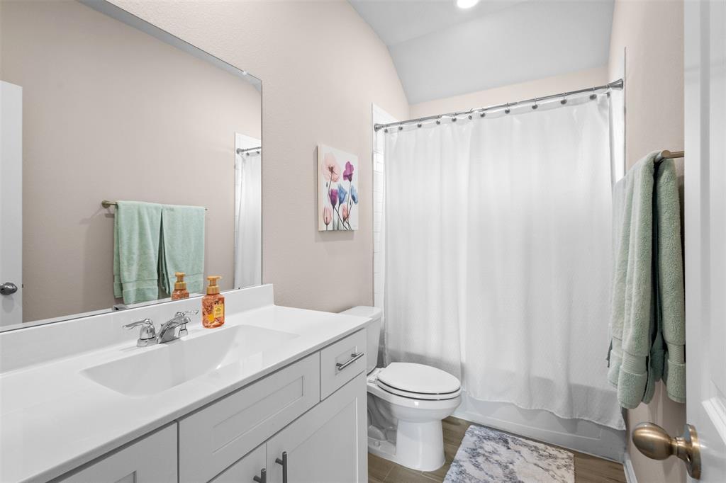 4812 Sparkling Pathway Property Photo 21