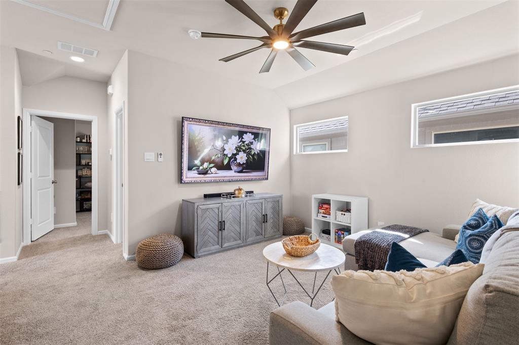 4812 Sparkling Pathway Property Photo 23