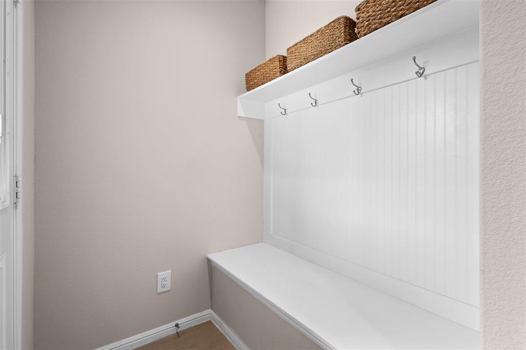 4812 Sparkling Pathway Property Photo 27