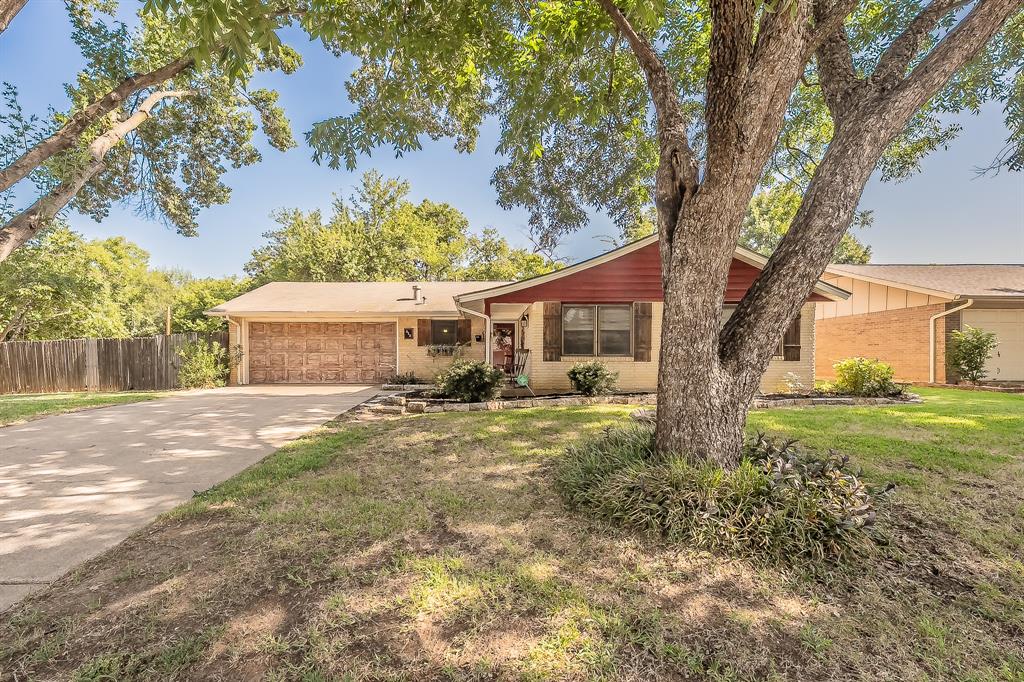 612 Bayless Drive Property Photo 2
