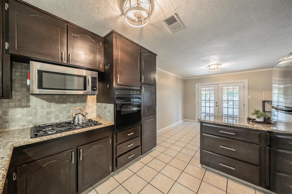 612 Bayless Drive Property Photo 12