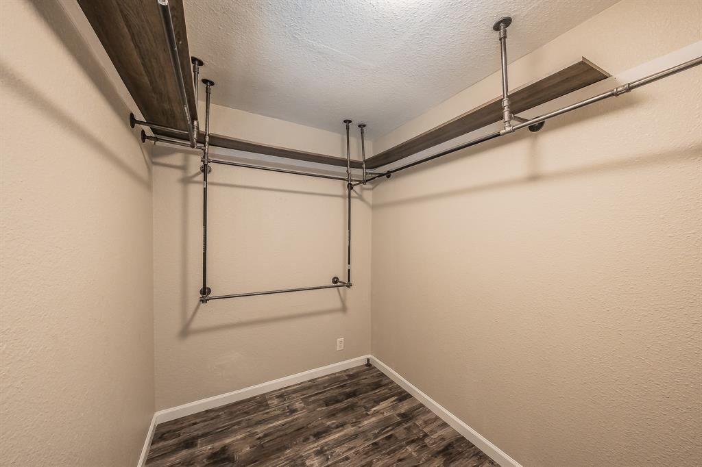 612 Bayless Drive Property Photo 18