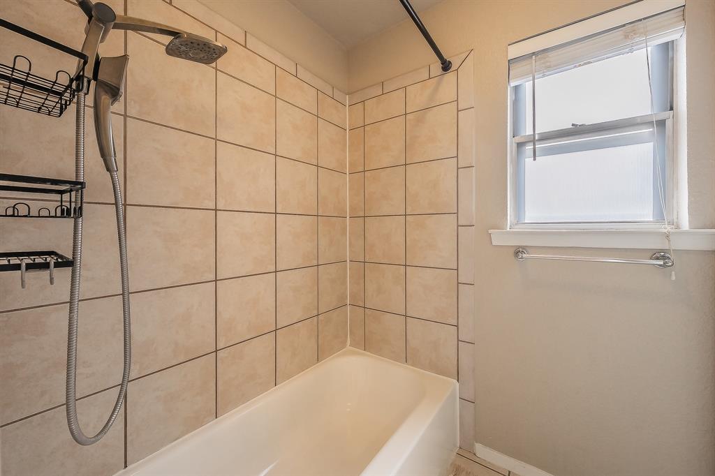 612 Bayless Drive Property Photo 21