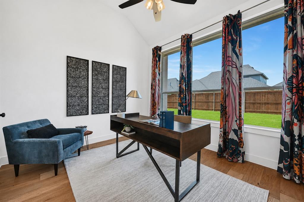 2224 Grey September Street Property Photo 15