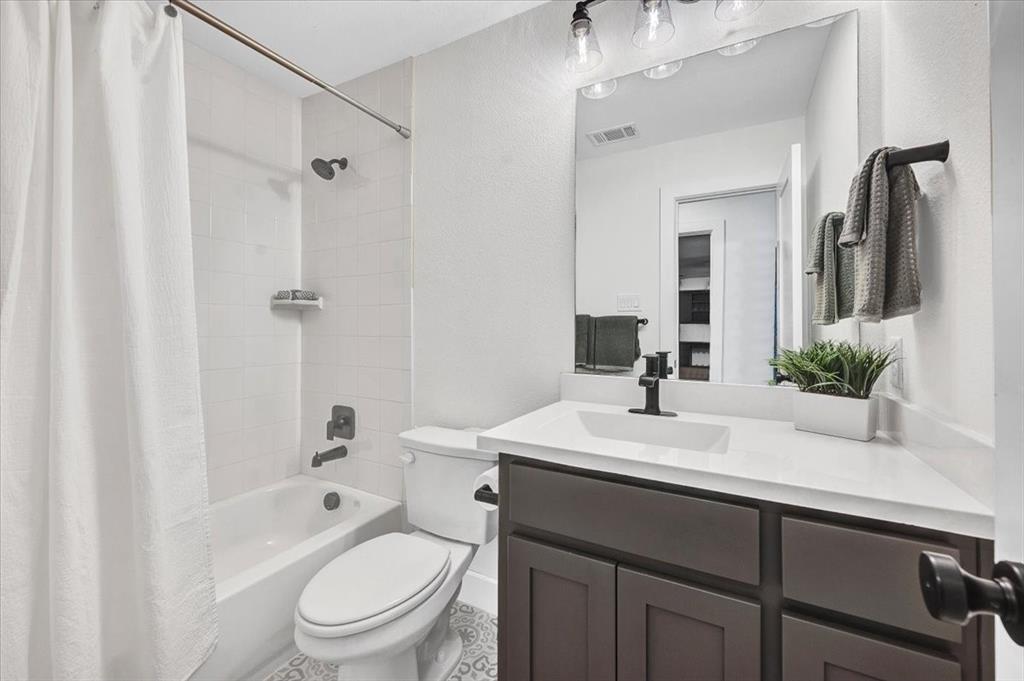 2224 Grey September Street Property Photo 26