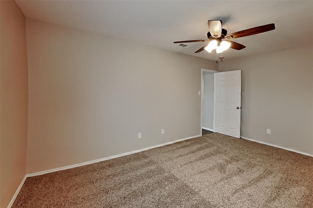 5620 Talons Crest Circle Property Photo 7