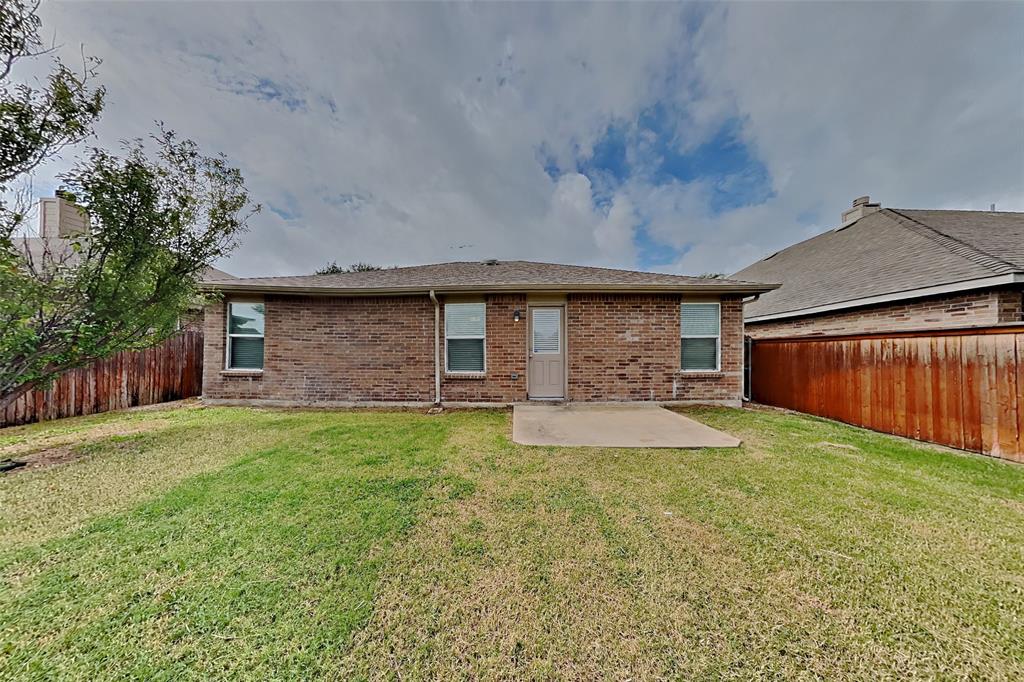 5620 Talons Crest Circle Property Photo 17