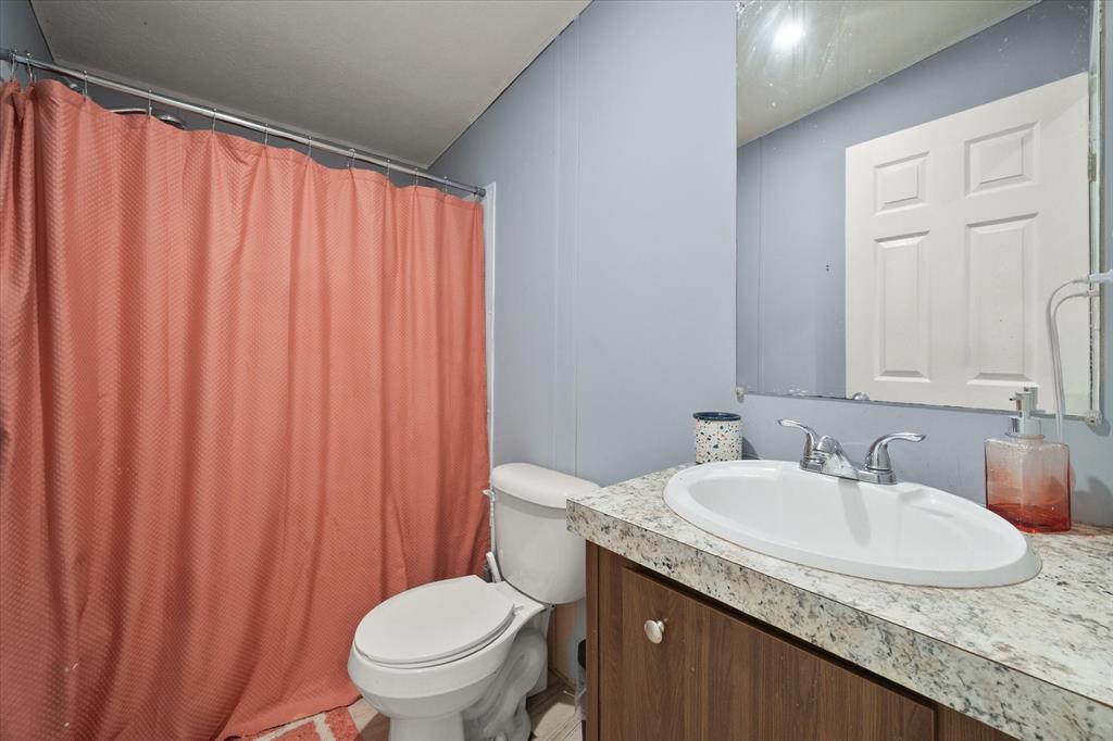 212 Se County Road 3048a Property Photo 16