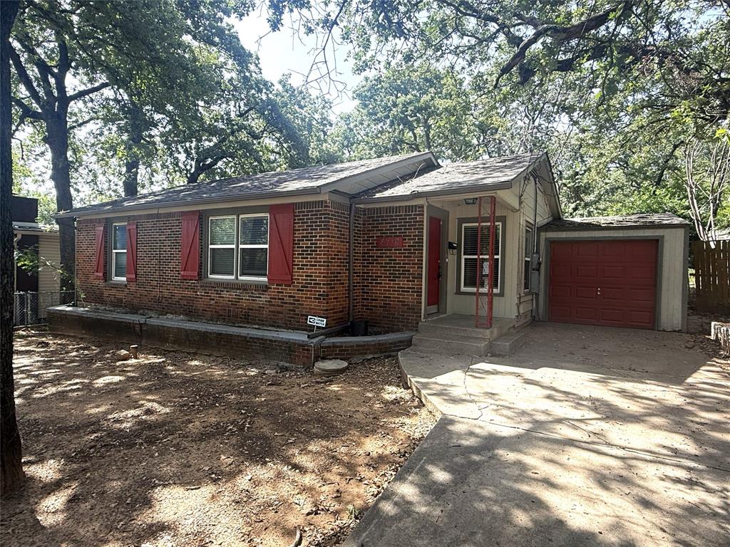 4718 Normandy Road Property Photo 2