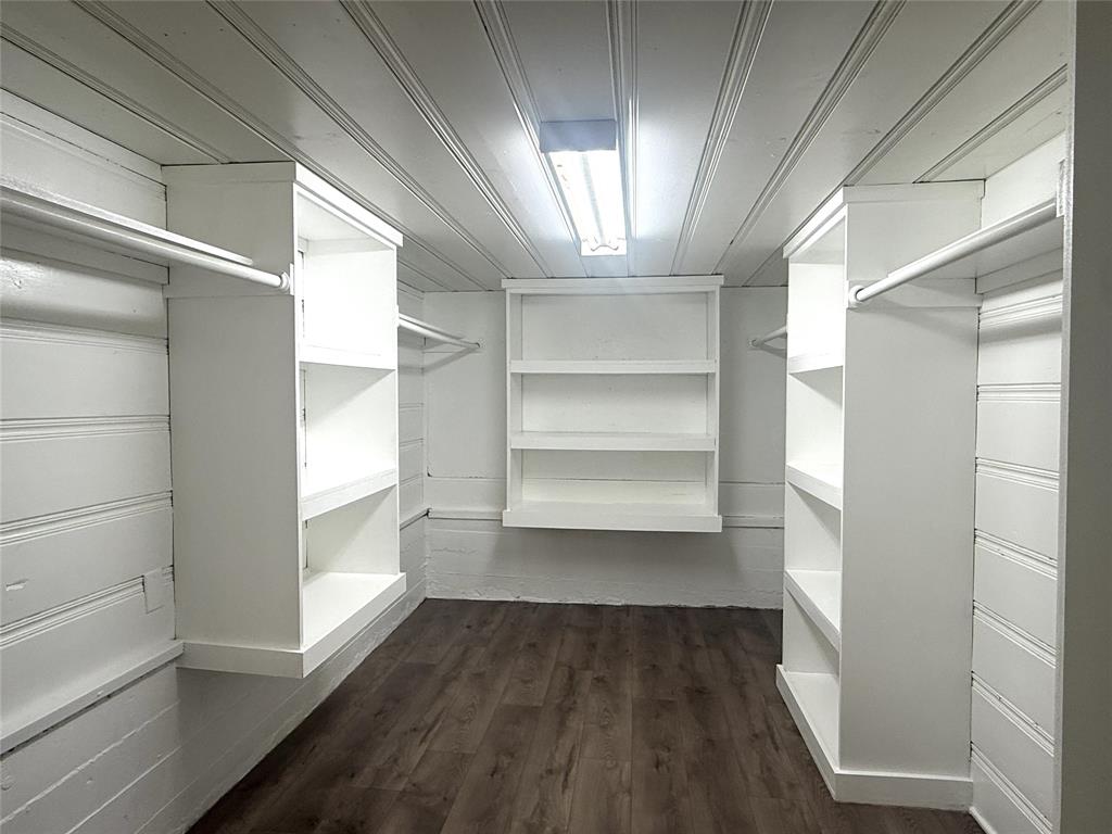 4718 Normandy Road Property Photo 5
