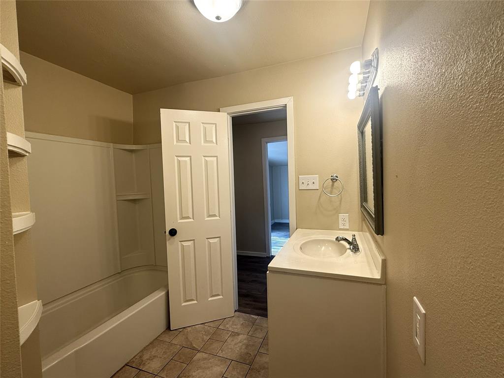 4718 Normandy Road Property Photo 19