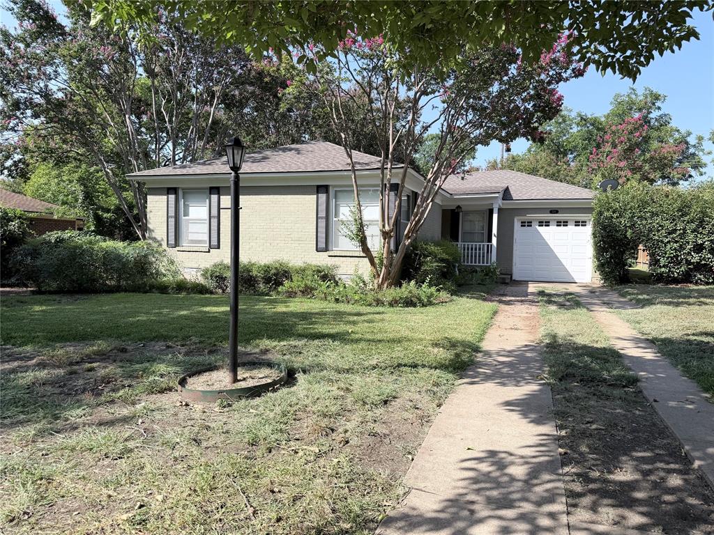 529 Coolair Drive Property Photo 2
