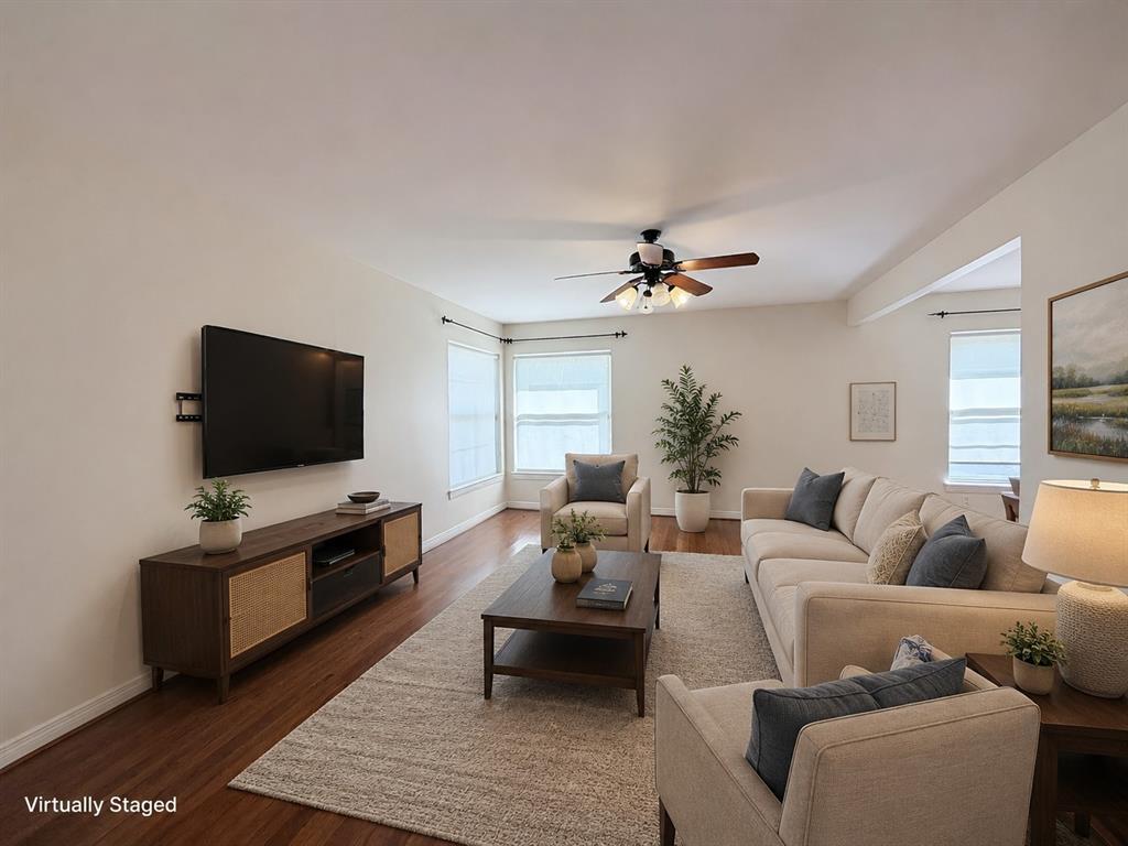 529 Coolair Drive Property Photo 4