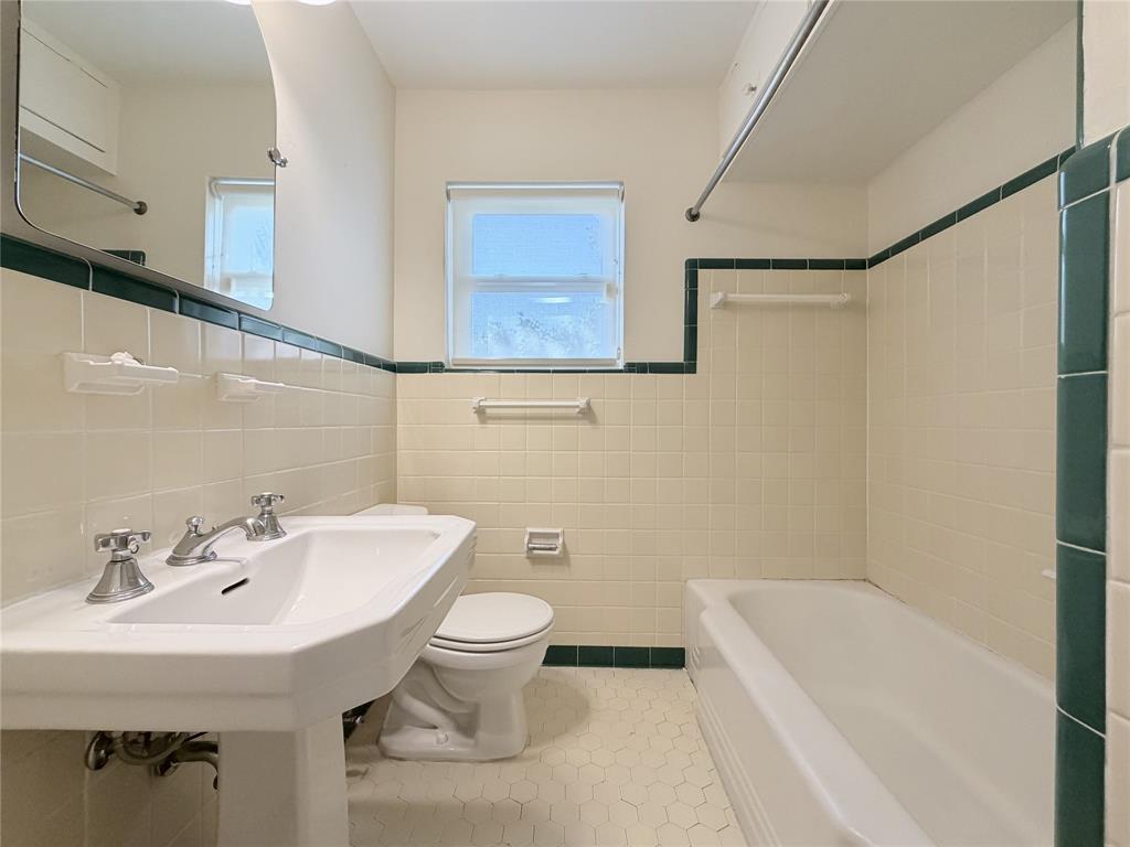 529 Coolair Drive Property Photo 16