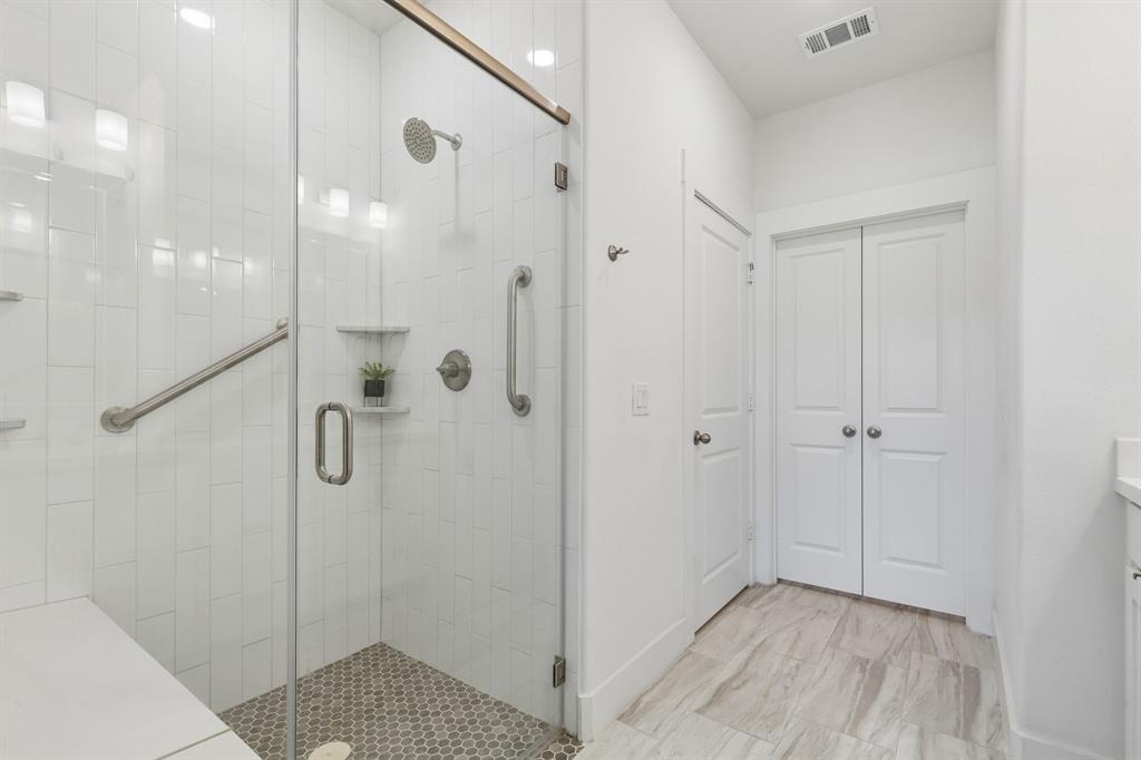 3931 Marigold Lane Property Photo 11