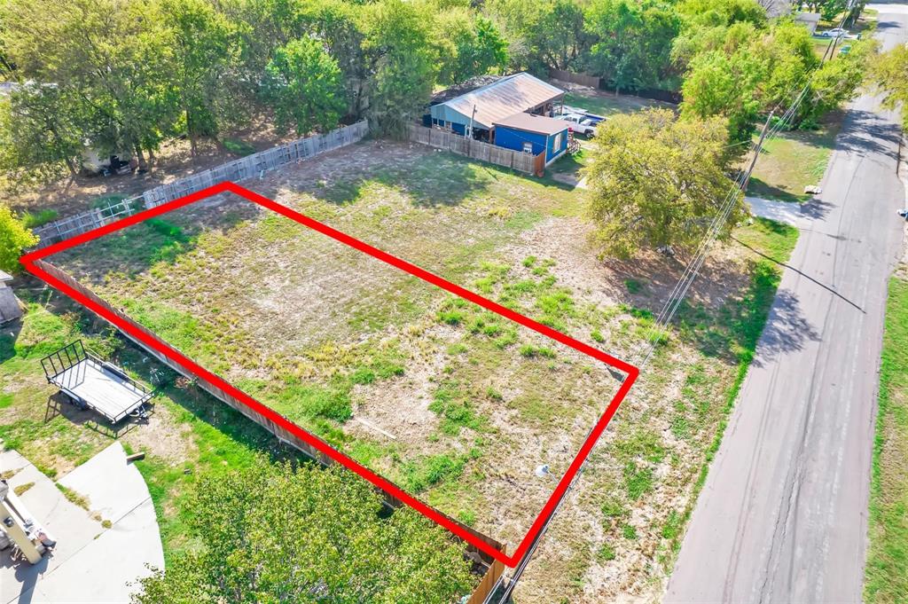 207 Nicole Drive Property Photo 1